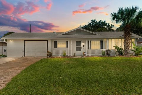 Photo of 1670 Clematis Lane, Winter Park, FL 32792 (MLS # O6348885) Photo of 1670 Clematis Lane, Winter Park, FL 32792 (MLS # O6348885)