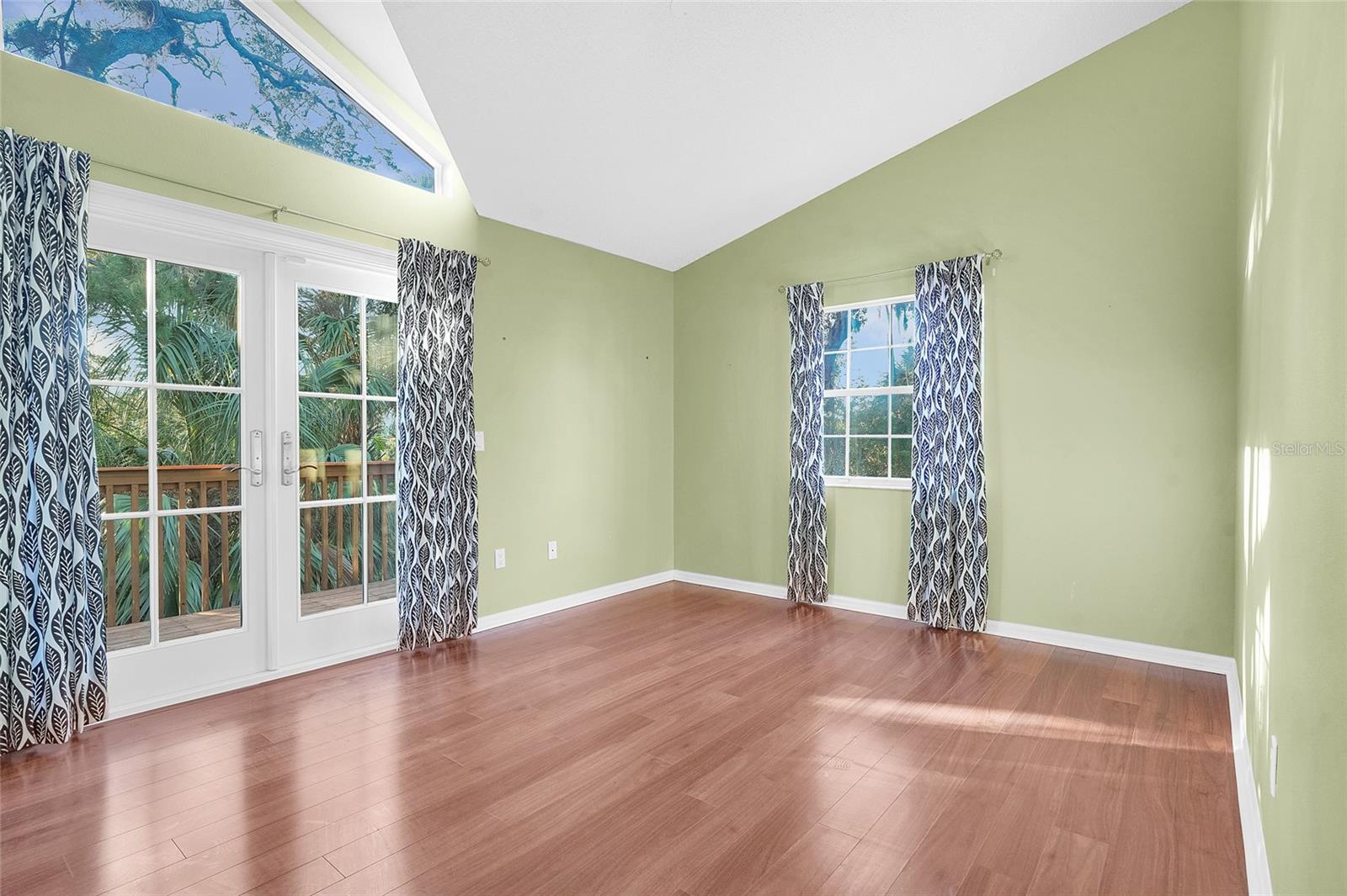 RIVER OAKS SUB - Residential