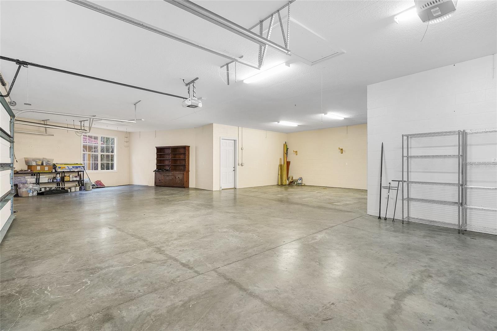 RIVER OAKS SUB - Residential