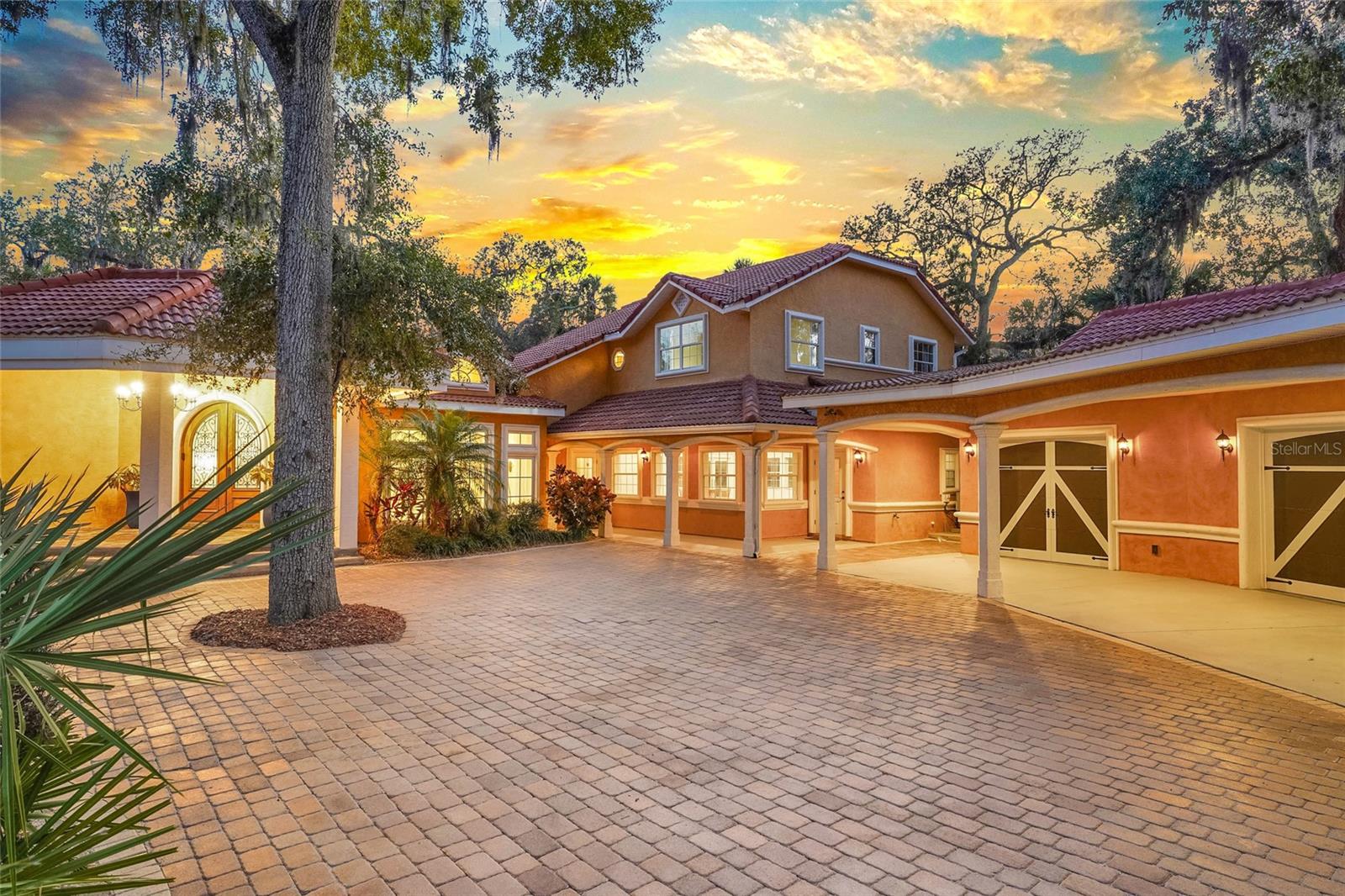 RIVER OAKS SUB - Residential