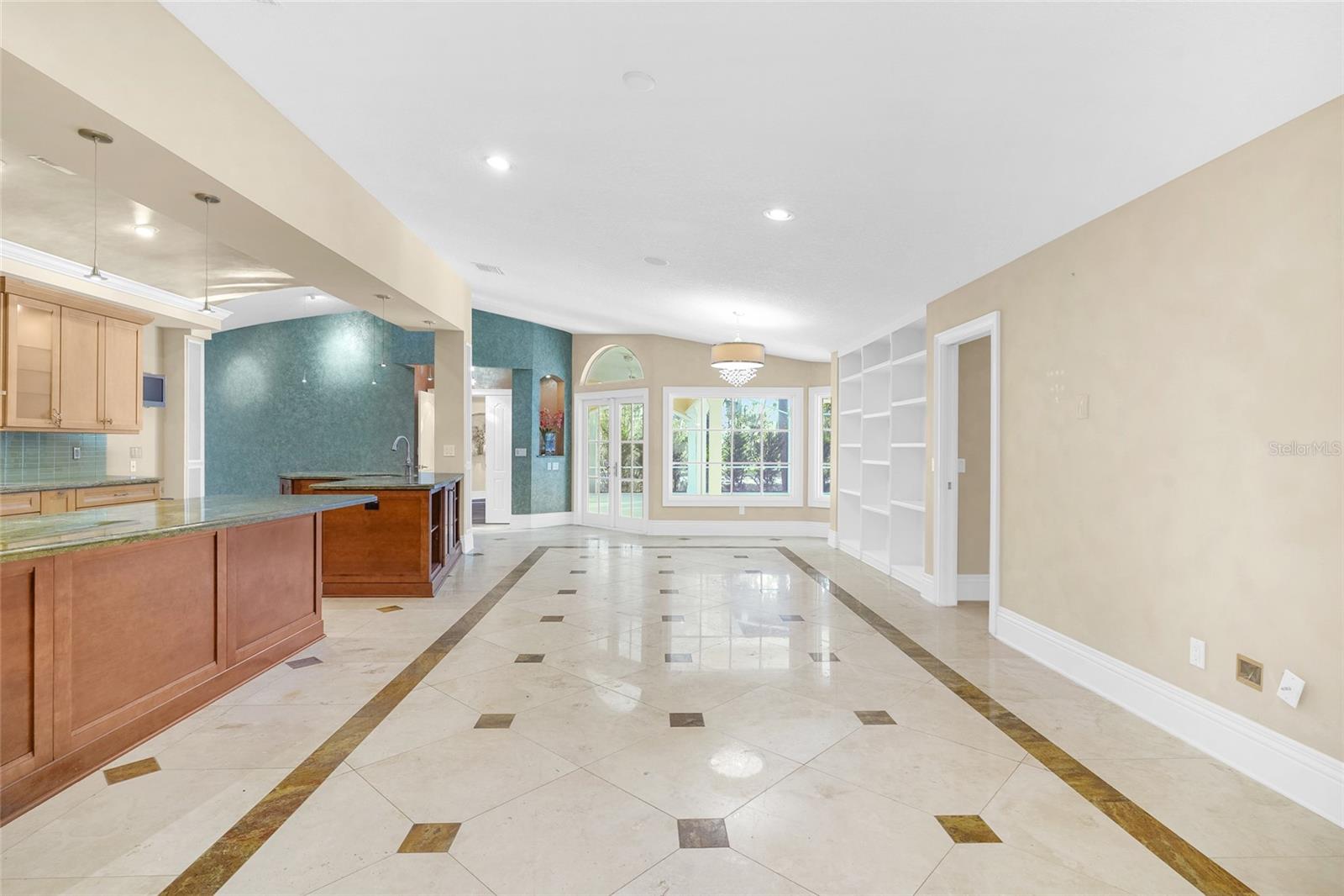 RIVER OAKS SUB - Residential