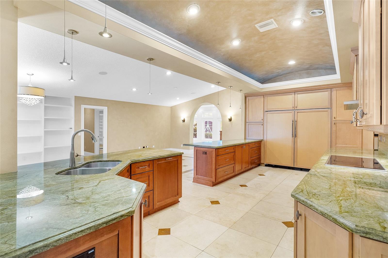 RIVER OAKS SUB - Residential