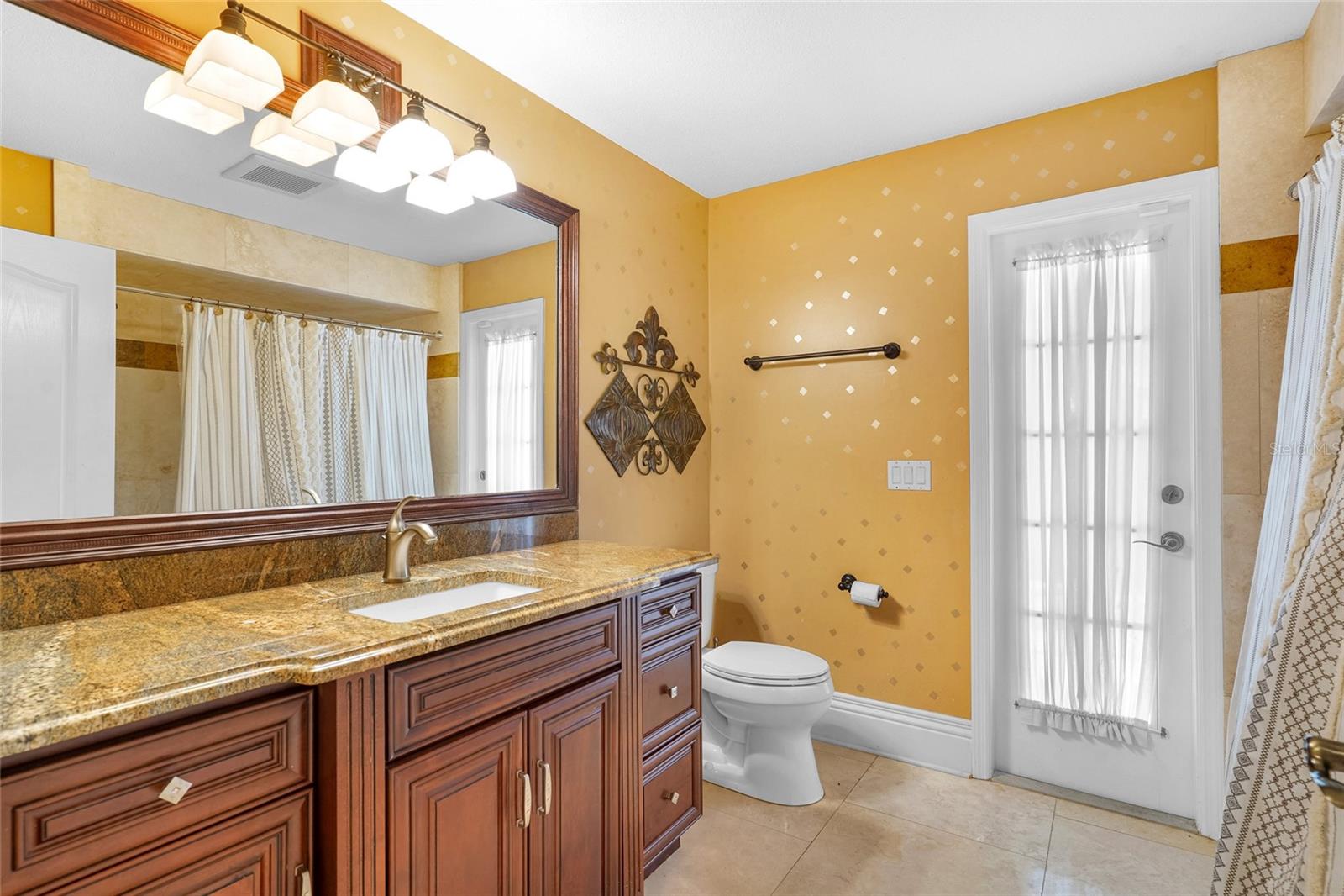 RIVER OAKS SUB - Residential