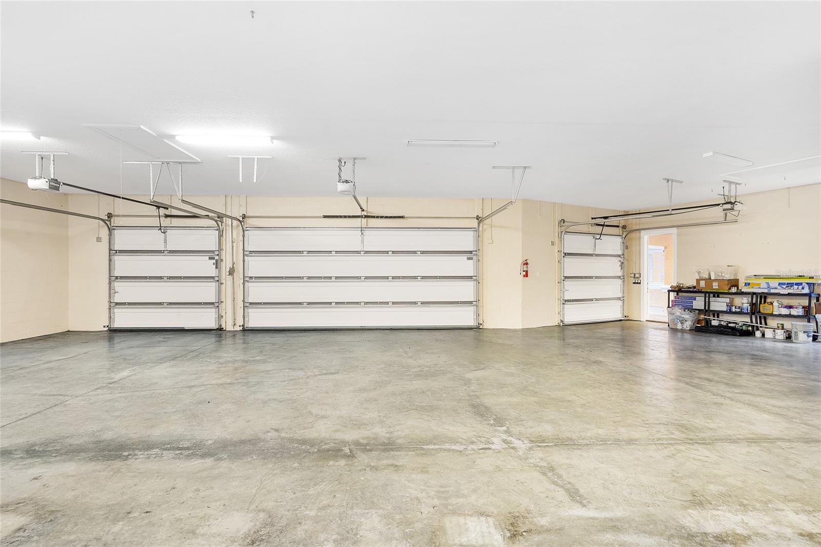 RIVER OAKS SUB - Residential