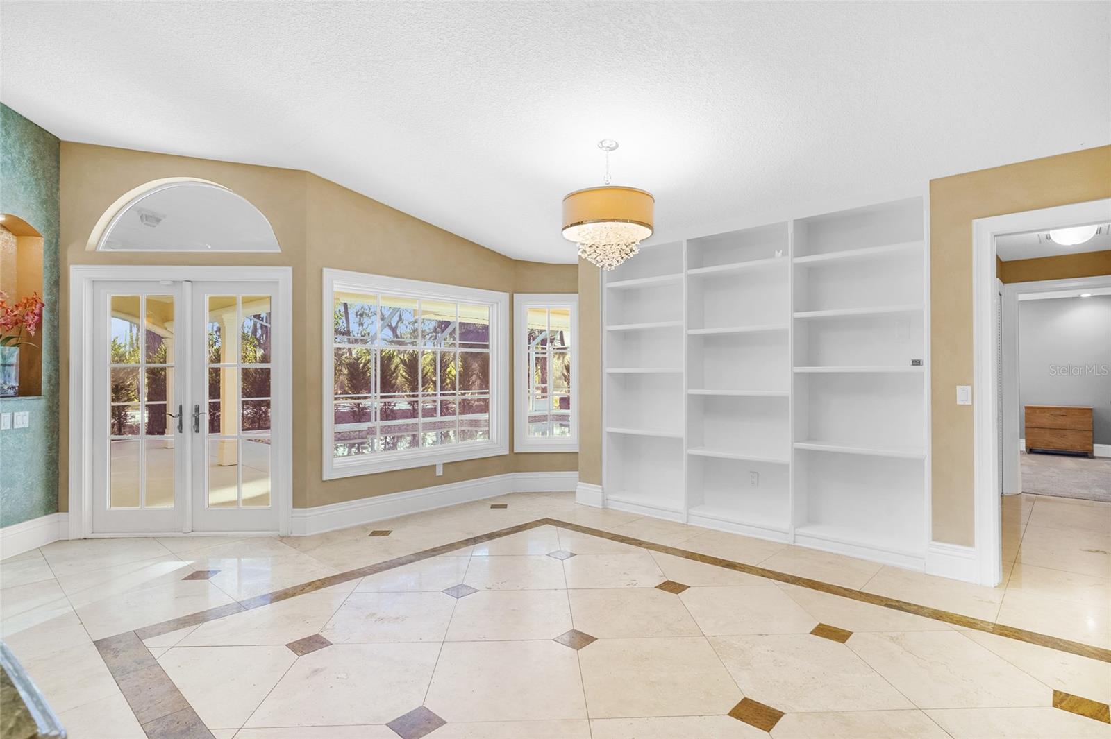 RIVER OAKS SUB - Residential