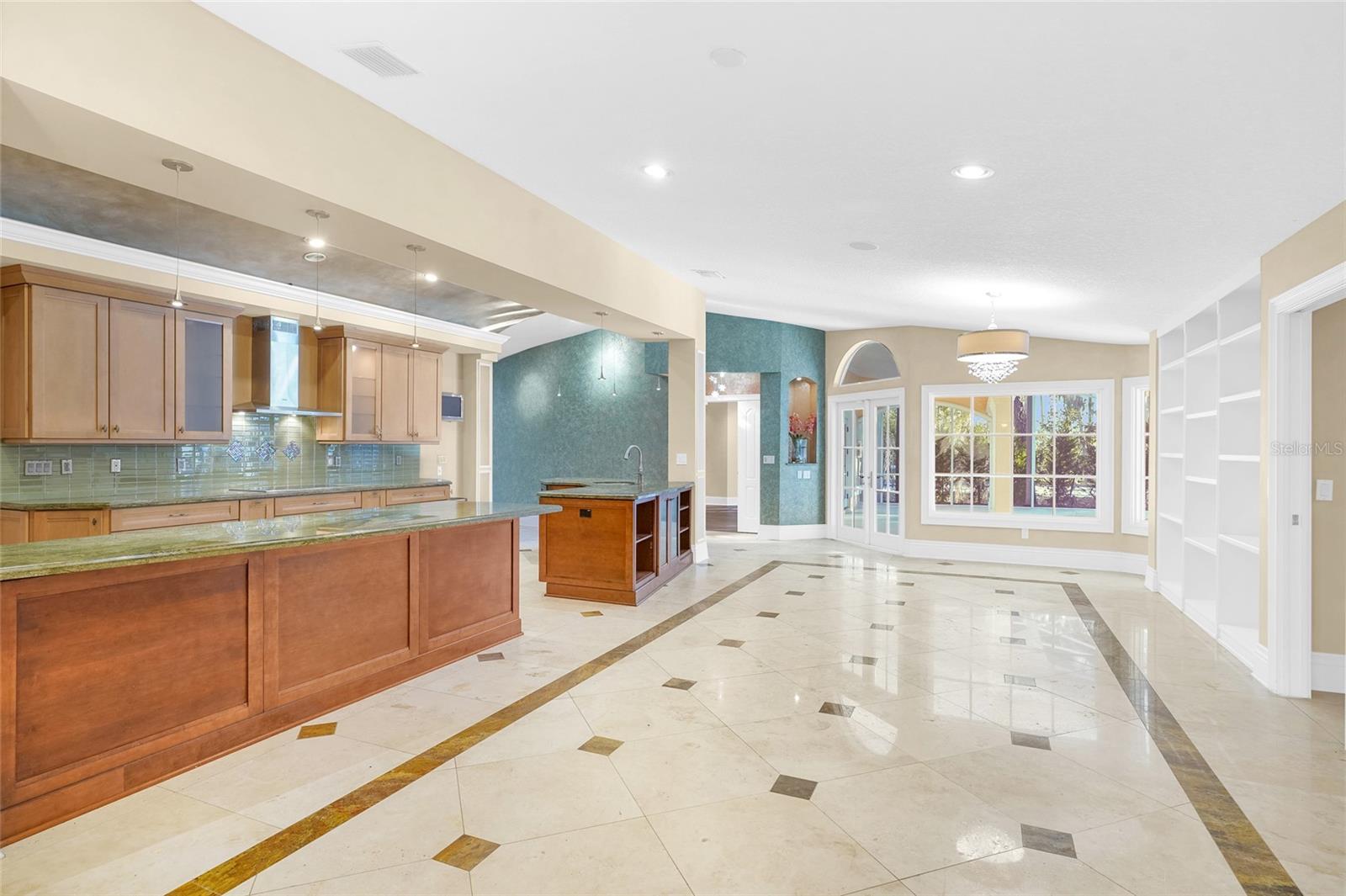 RIVER OAKS SUB - Residential