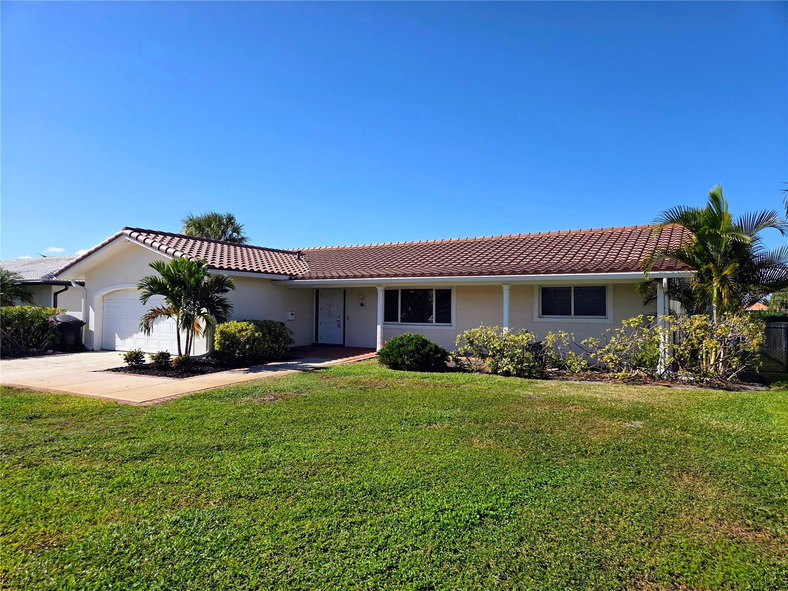 VENETIAN ISLES UNIT 4 - Residential Lease