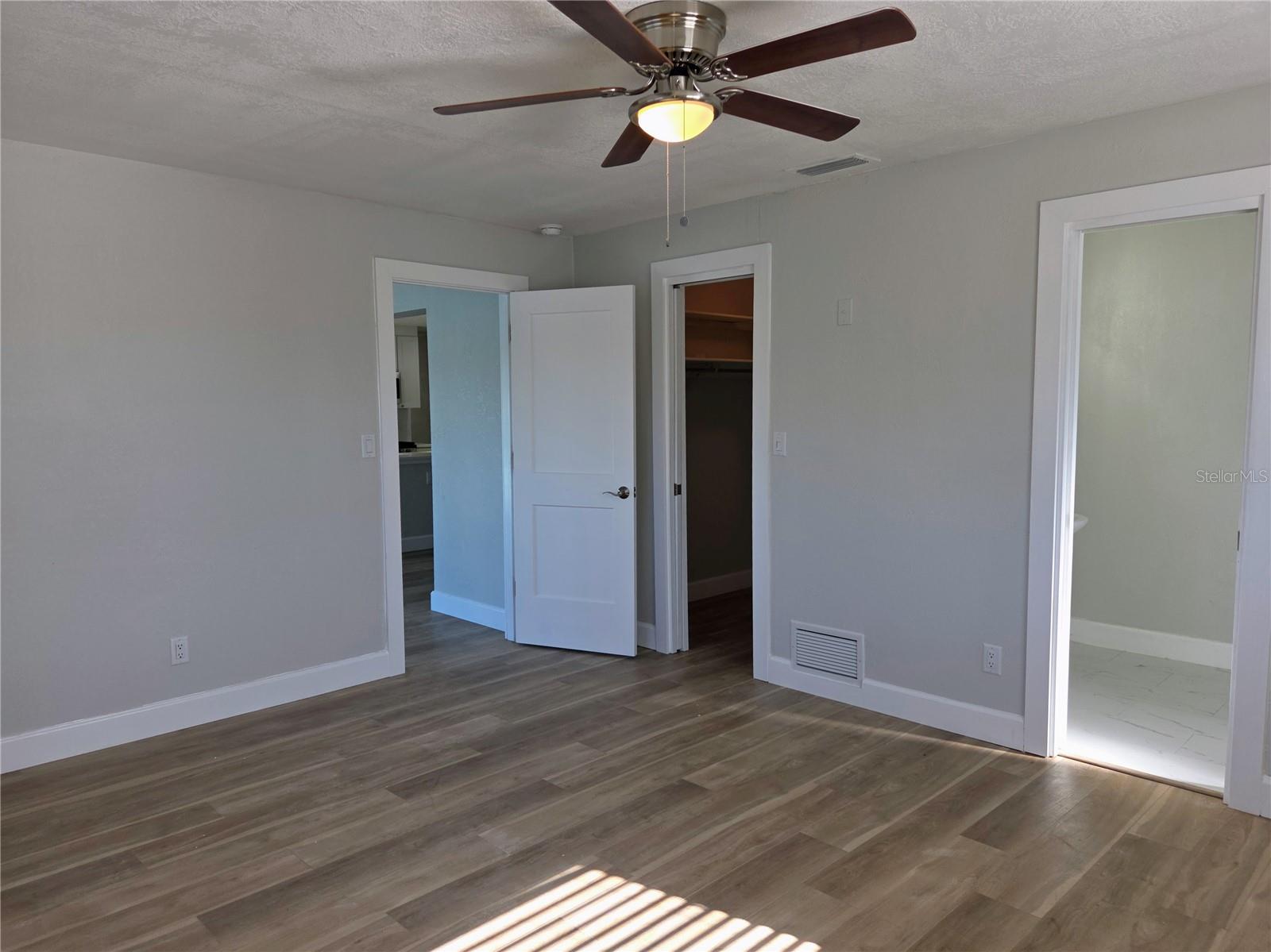 VENETIAN ISLES UNIT 4 - Residential Lease