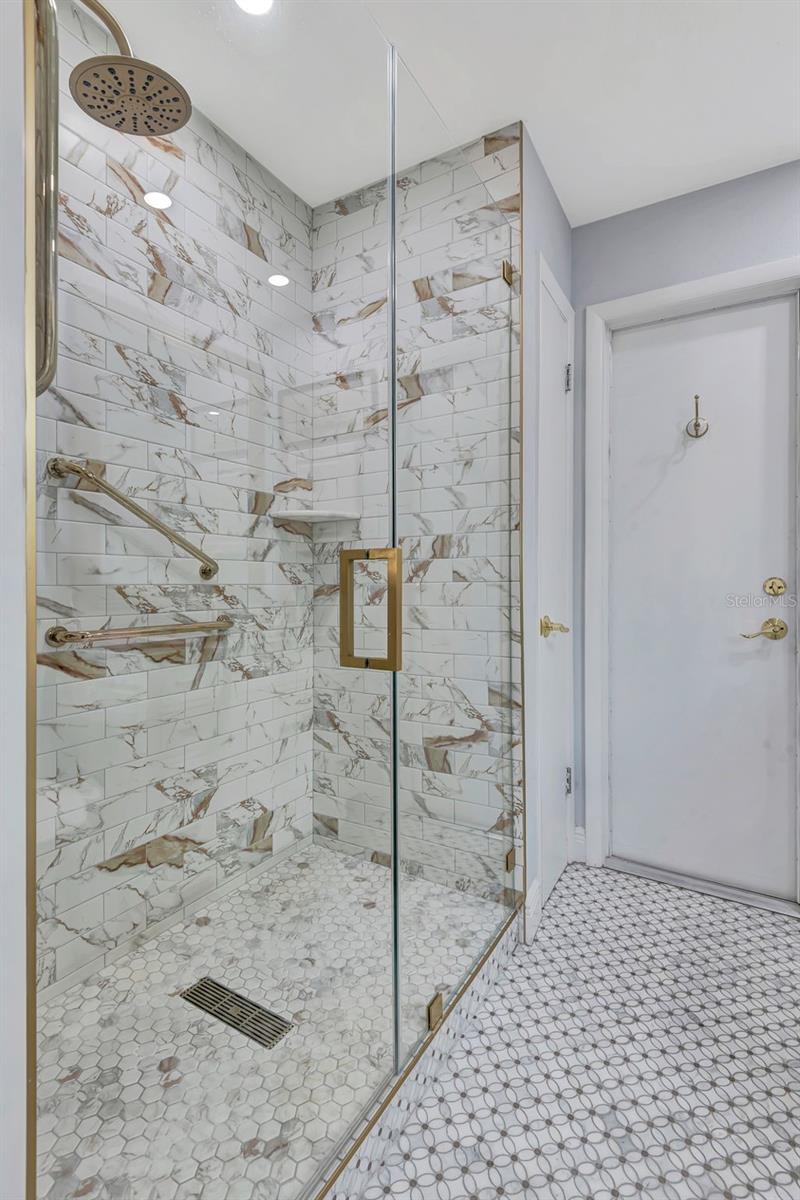 CORWOOD PARK - Residential