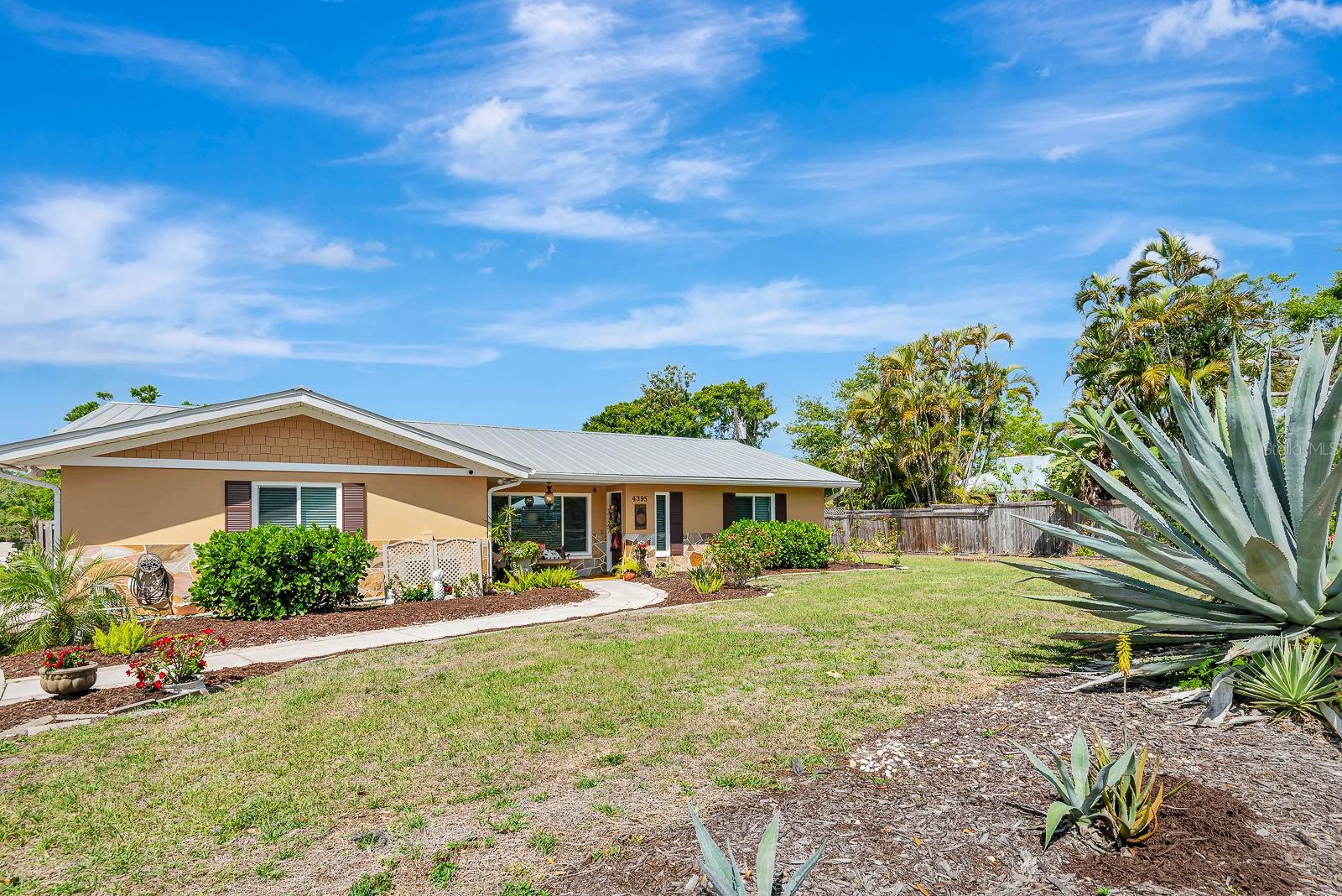 CORWOOD PARK - Residential