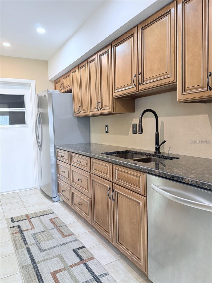 RAINTREE MANOR HOMES CONDOMINIUM - Residential