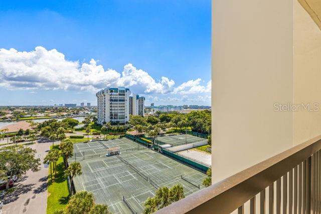 COURAGEOUS THE CONDO - Residential Lease