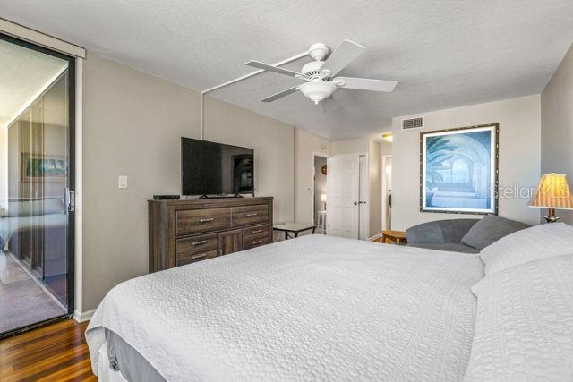COURAGEOUS THE CONDO - Residential Lease