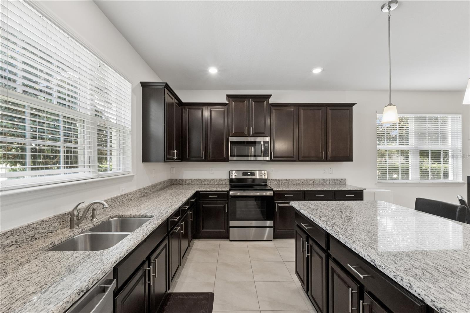 VINEYARDS/HORIZONS WEST PH 2B - Residential