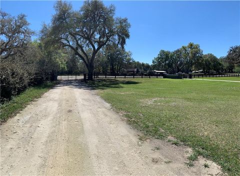 A home in SUMMERFIELD