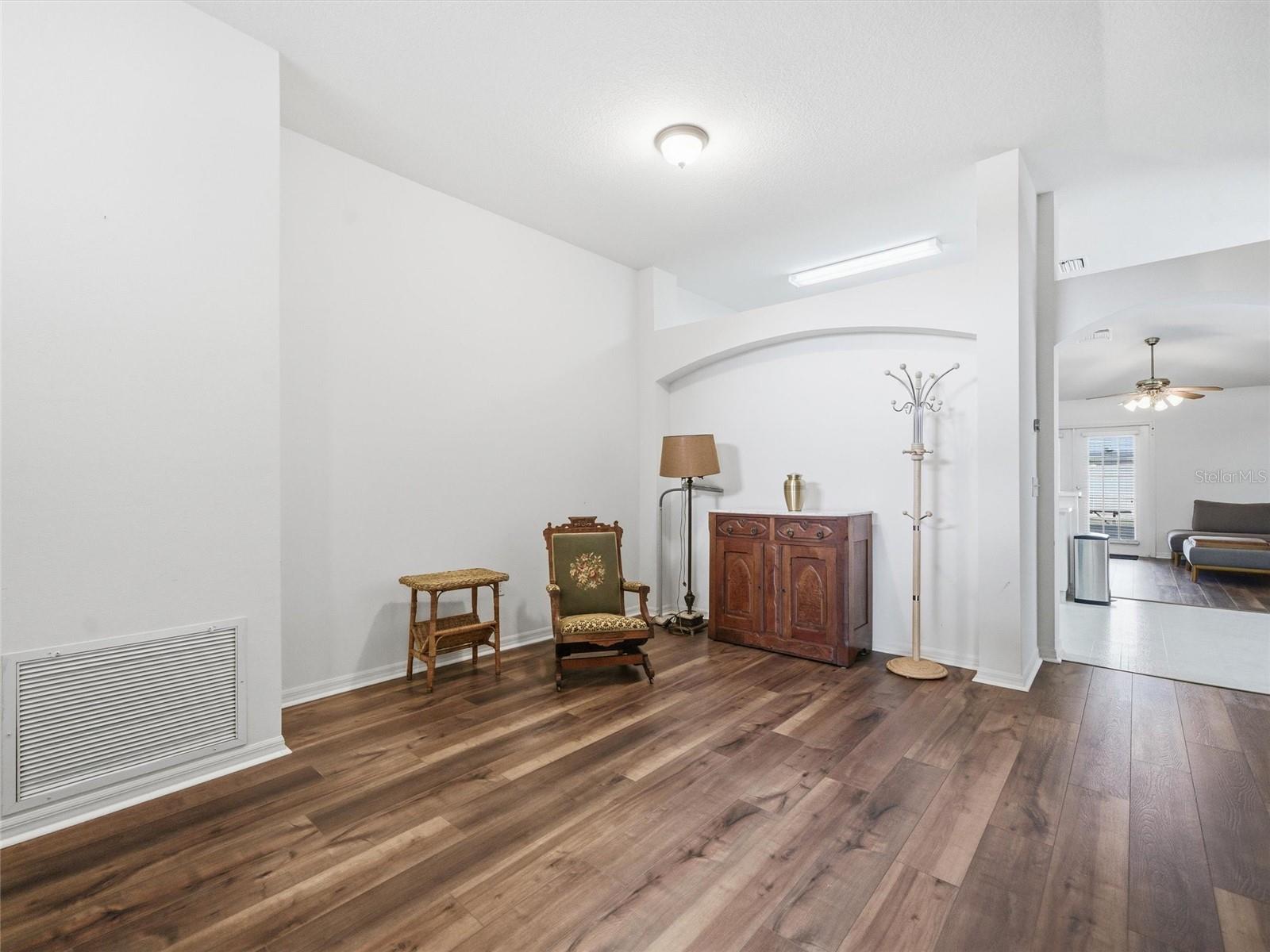 4647 TAILFEATHER COURT