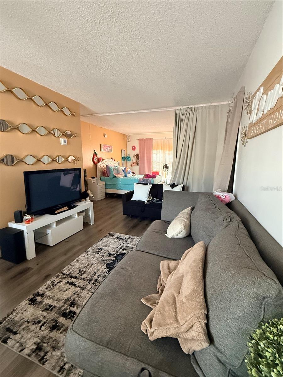 1805 MICHIGAN AVENUE D