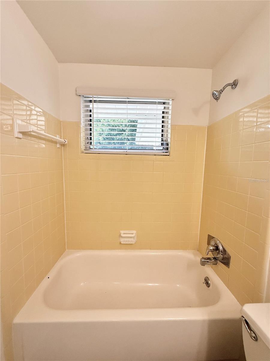 HOWELL HEIGHTS - Residential