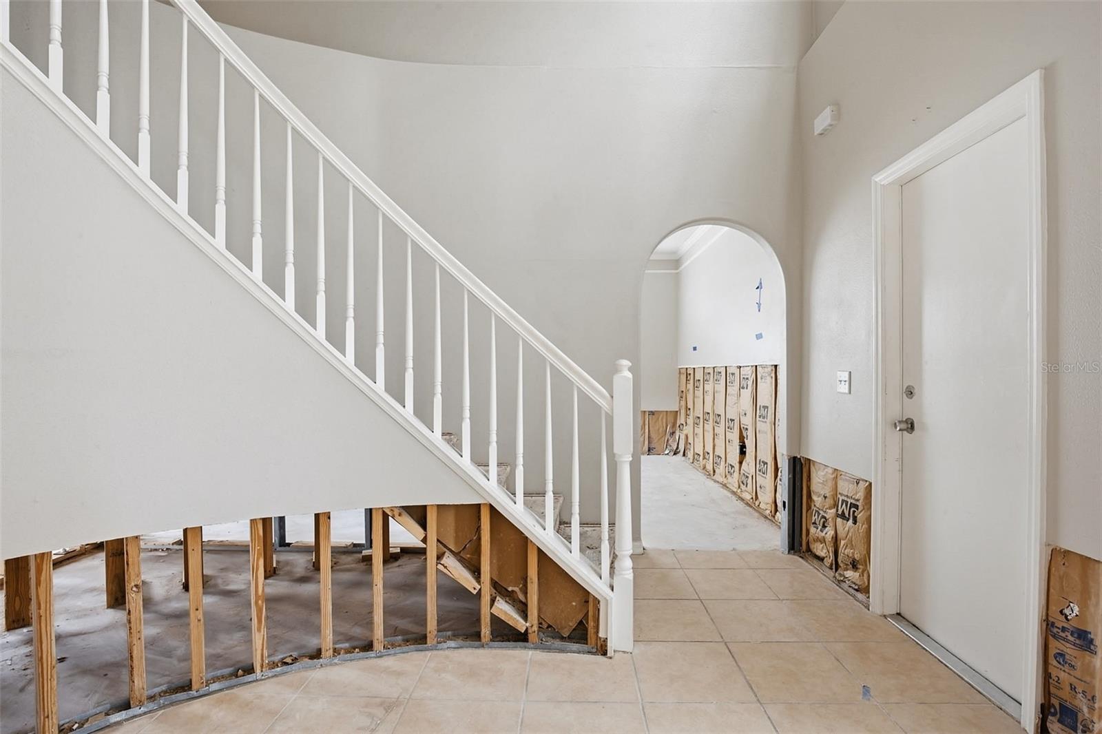 12941 KINGS LAKE DRIVE