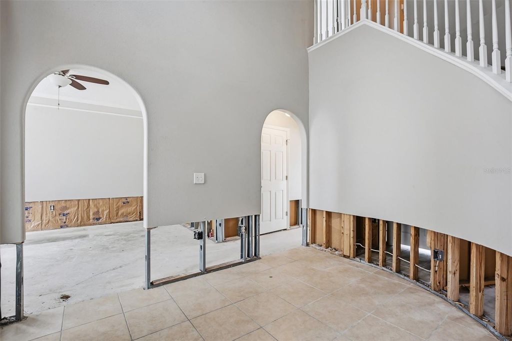 Photo of 12941 Kings Lake Drive, Gibsonton, FL 33534 (MLS # O6391351)