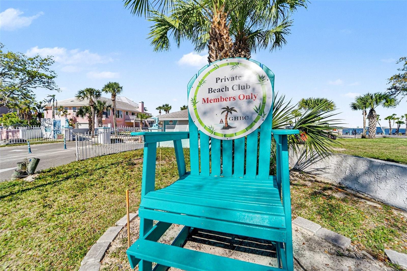 WINDWARD COVE CONDO - Residential