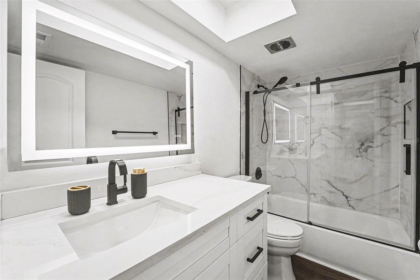 WINDWARD COVE CONDO - Residential