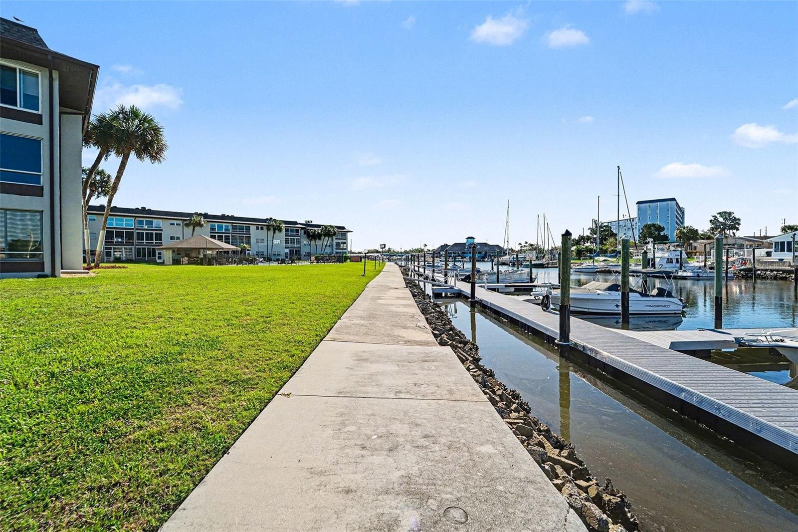 WINDWARD COVE CONDO - Residential