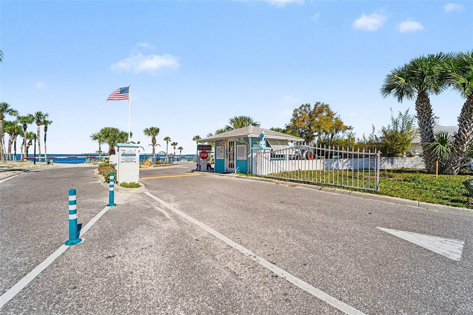 WINDWARD COVE CONDO - Residential