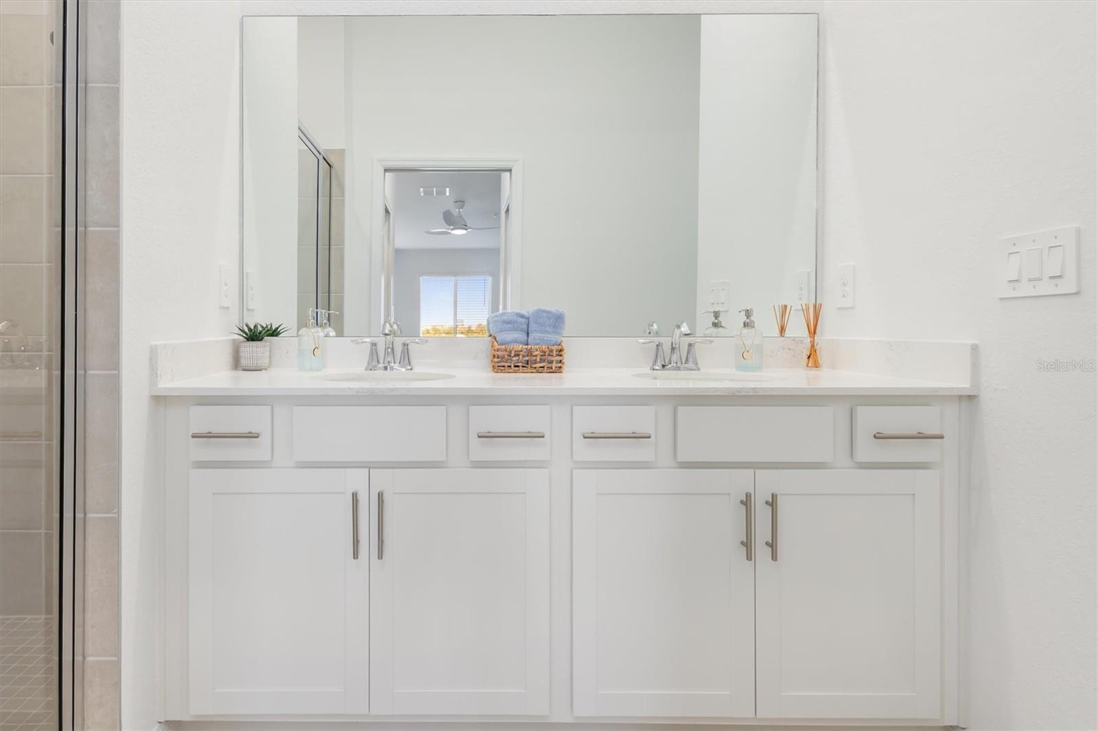 WELLEN PARK GOLF & COUNTRY CLUB - Residential