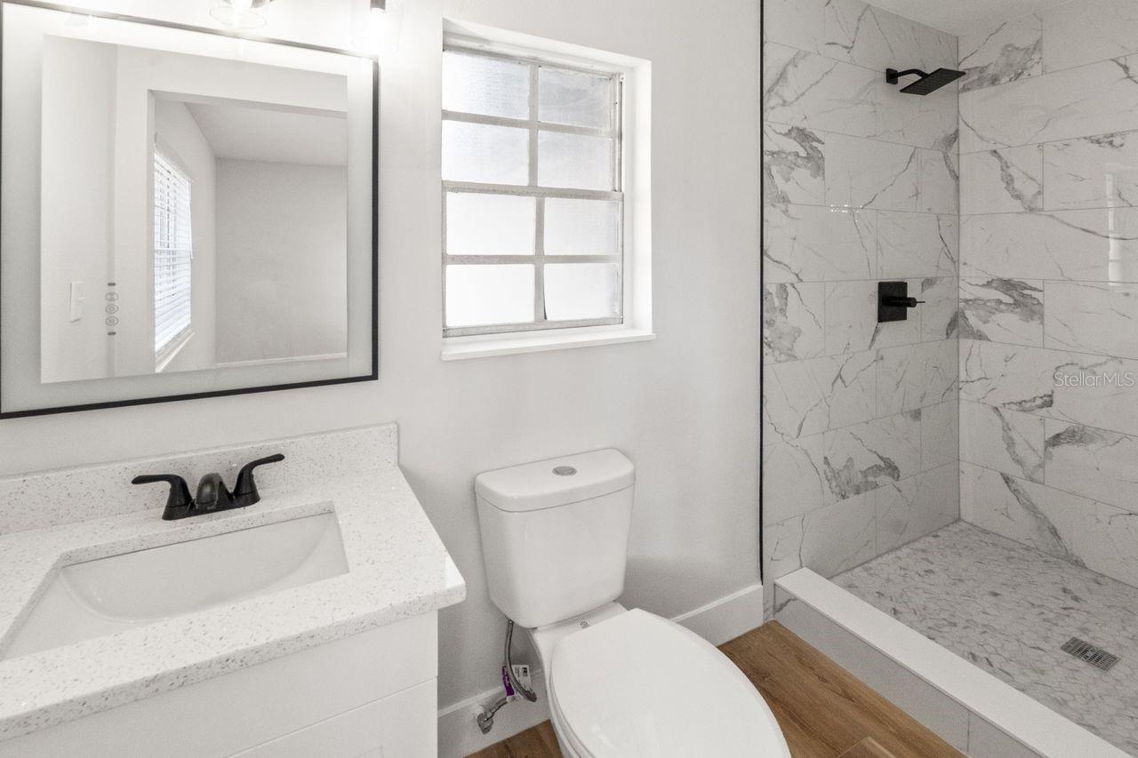 GOLFWOOD ESTATES UNIT 01 - Residential