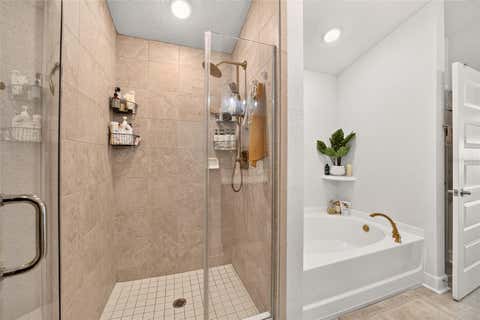 Tiny photo for 4342 NE 31st Street, Ocala, FL 34470 (MLS # OM730808)