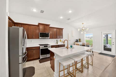 Tiny photo for 4342 NE 31st Street, Ocala, FL 34470 (MLS # OM730808)