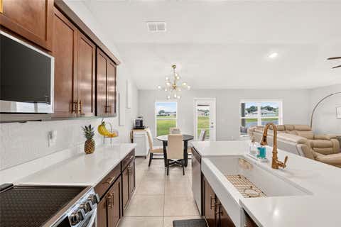 Tiny photo for 4342 NE 31st Street, Ocala, FL 34470 (MLS # OM730808)