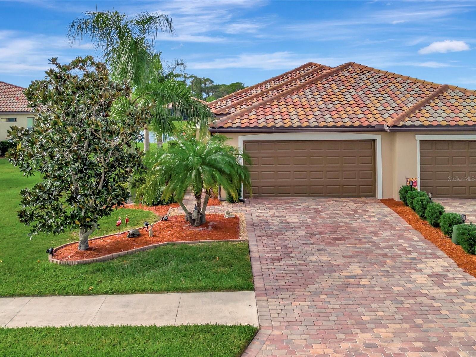 RIVER STRAND - Residential