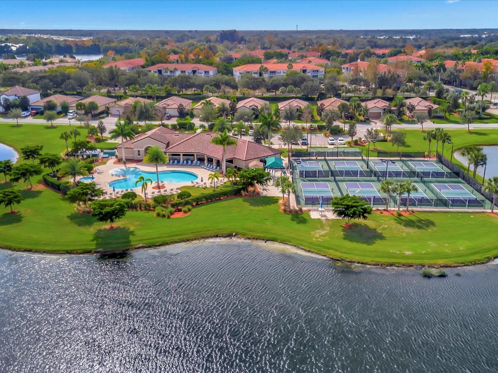 RIVER STRAND - Residential