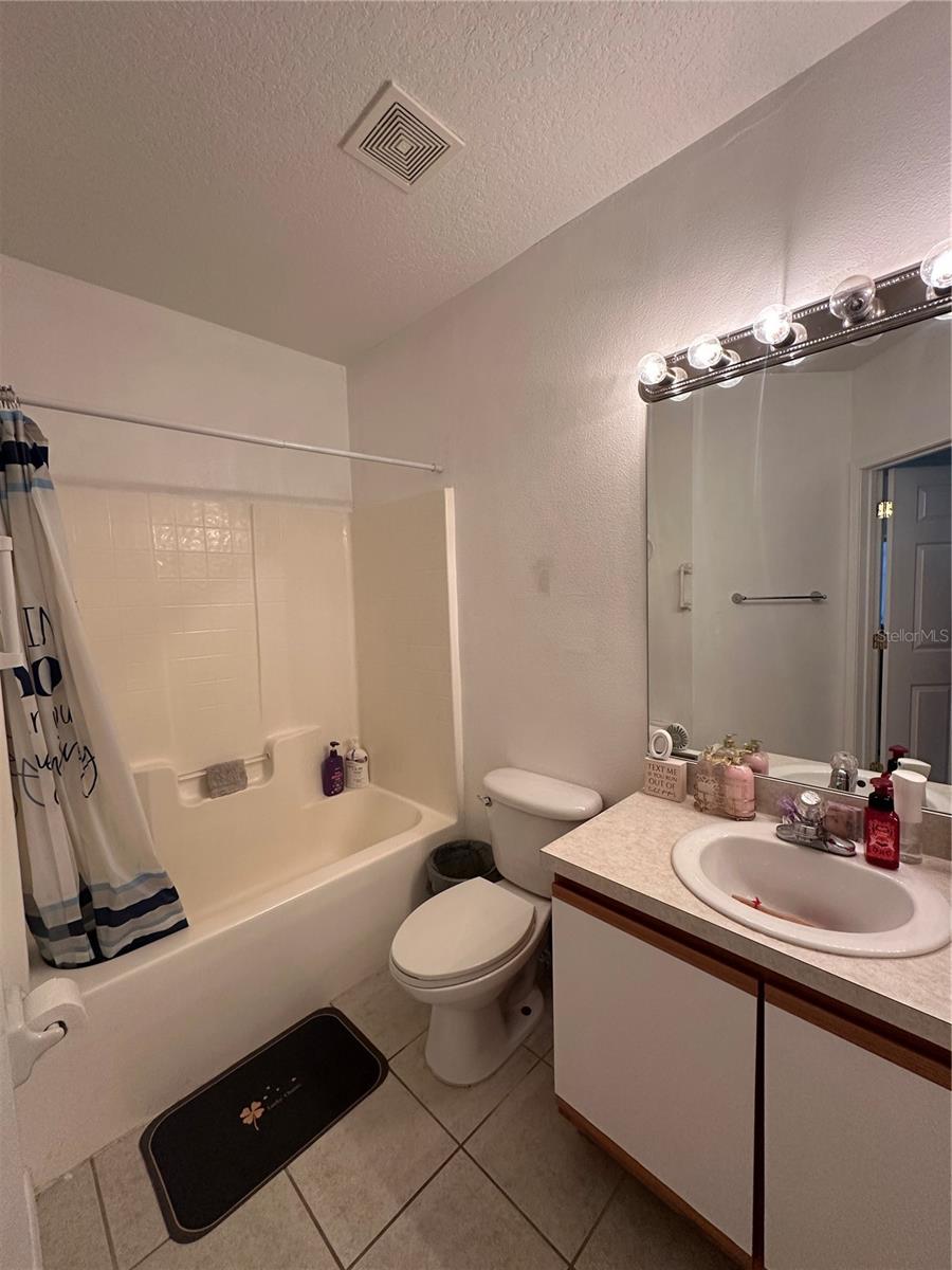 VILLAGES OF BLOOMINGDALE CONDO - Residential