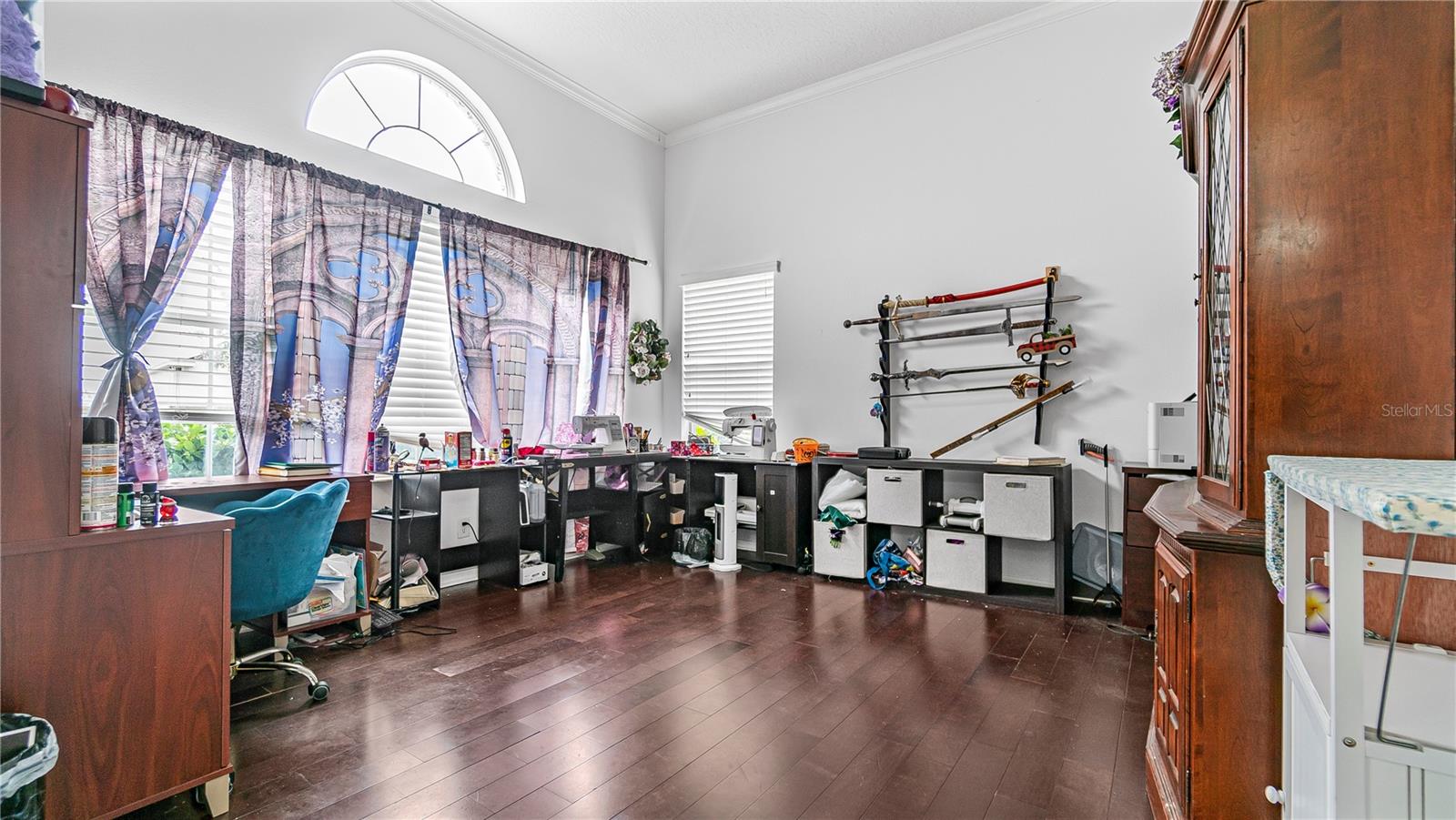 728 LONGFORD LOOP