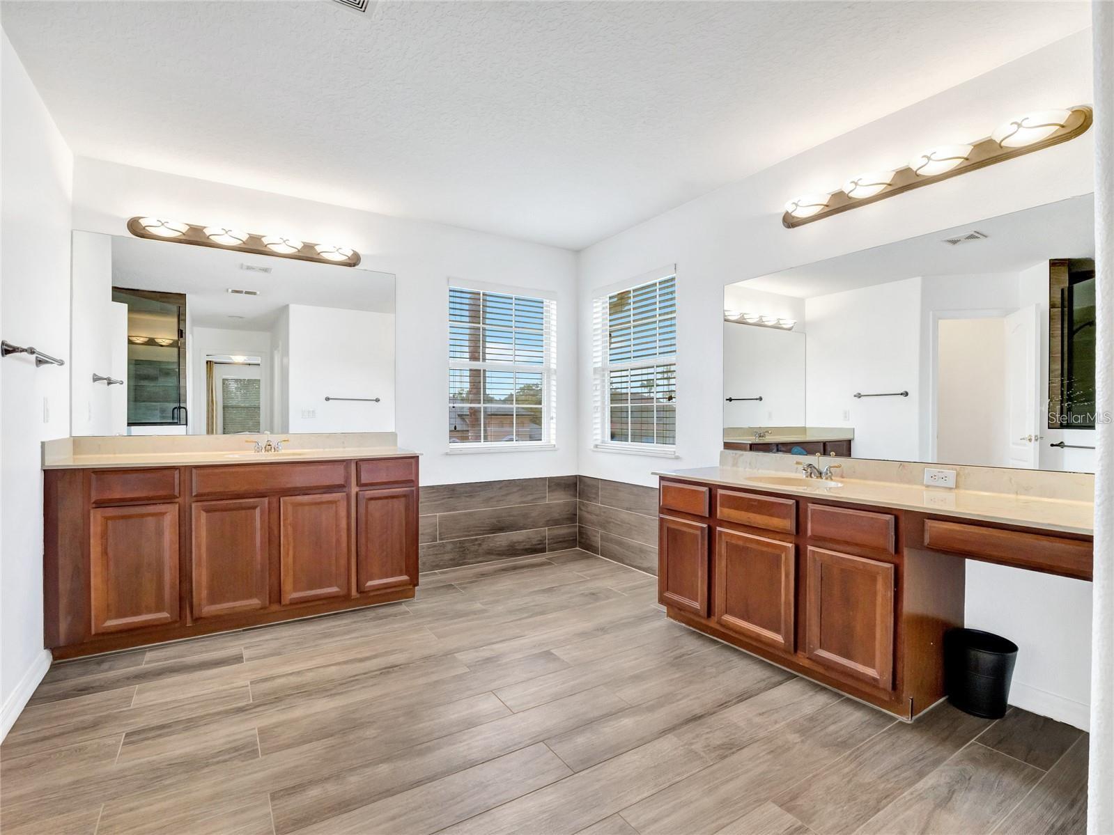 LA VINA - Residential