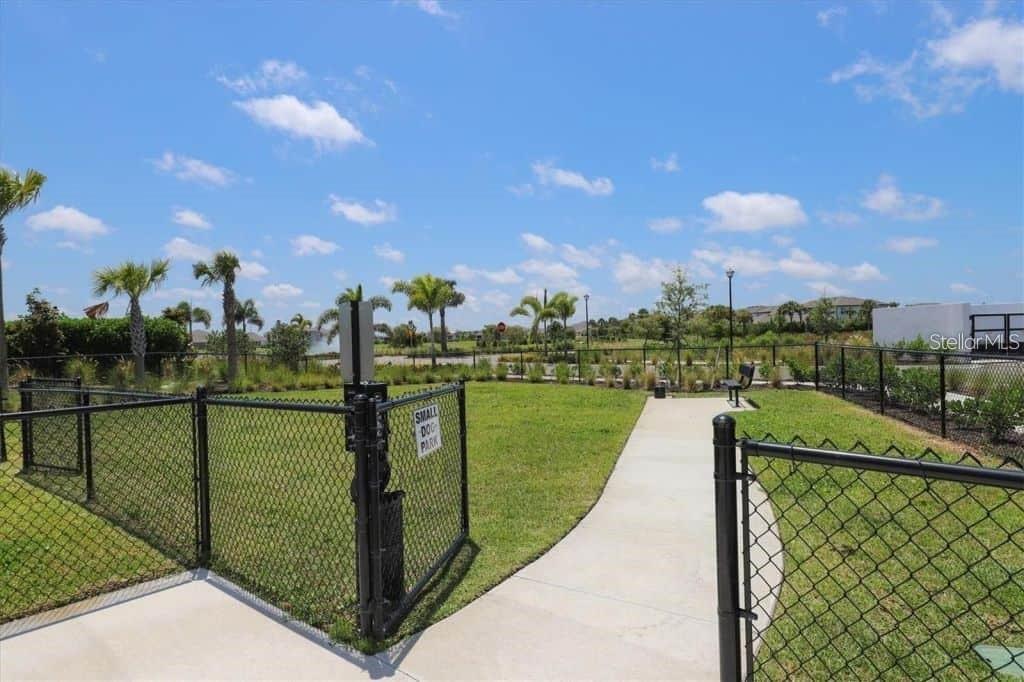 PROMENADE ESTATES - Residential