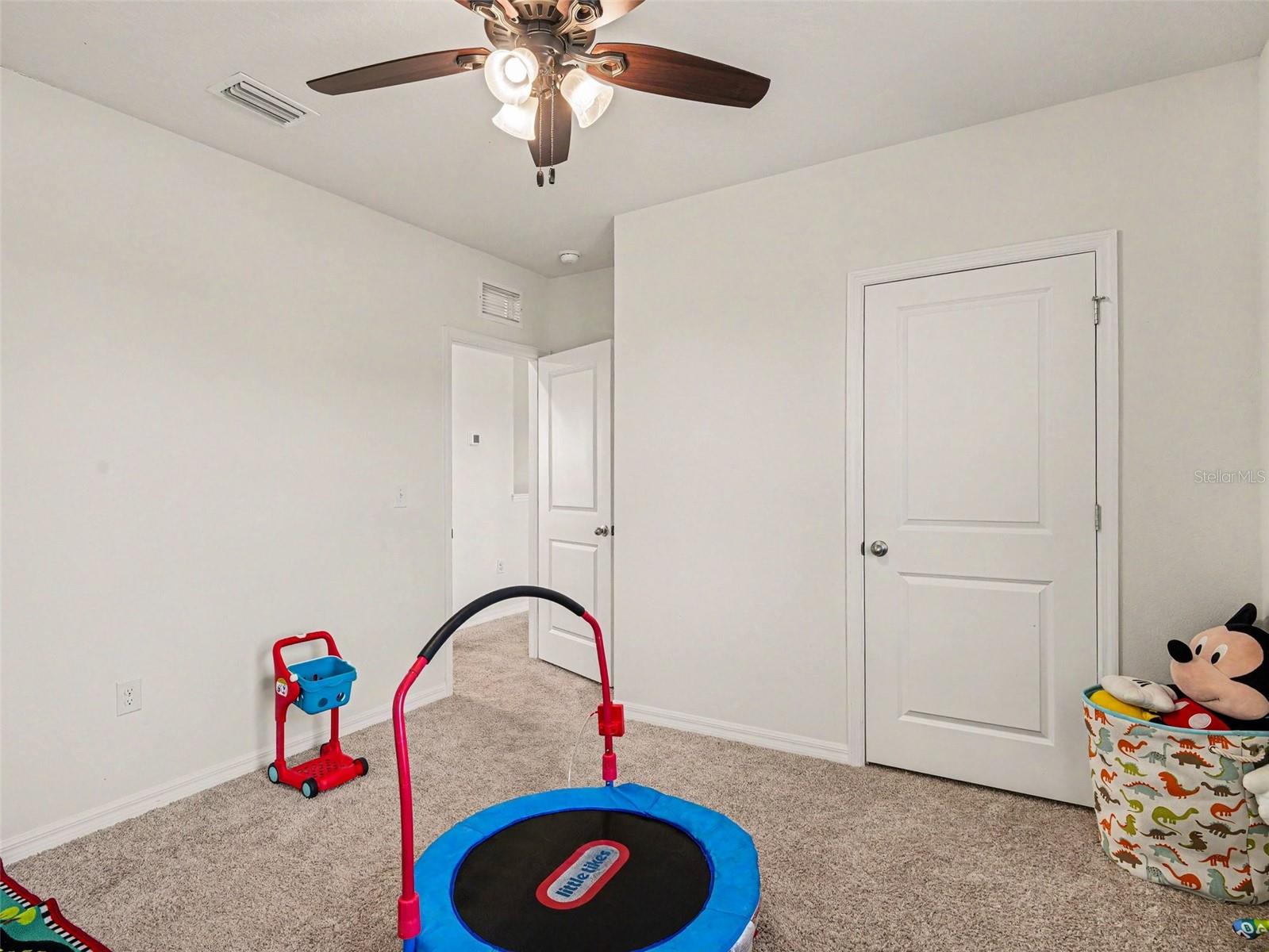 PROMENADE ESTATES - Residential