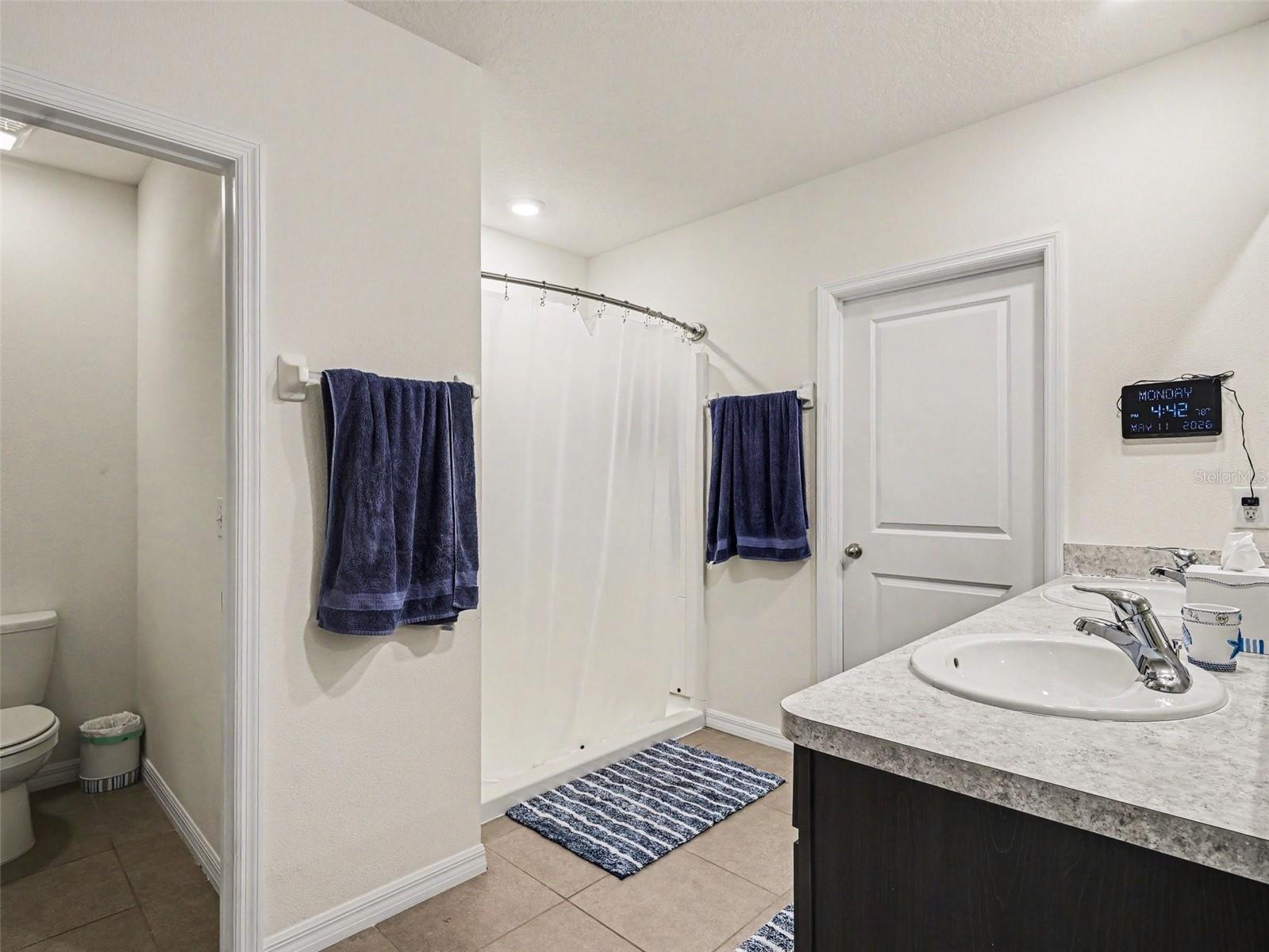 PROMENADE ESTATES - Residential