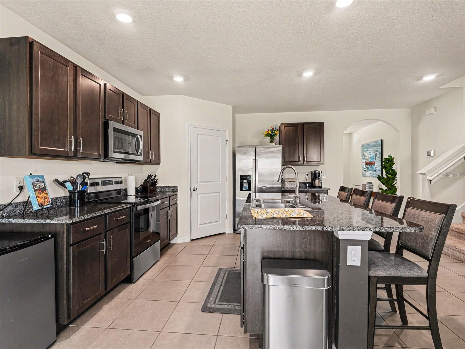 PROMENADE ESTATES - Residential