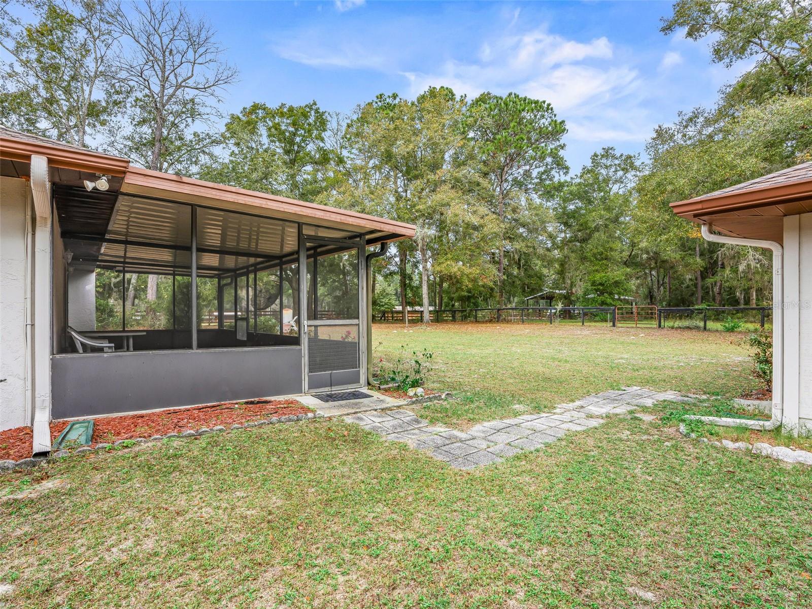 MEADOW WOOD FARMS UN 01 - Residential