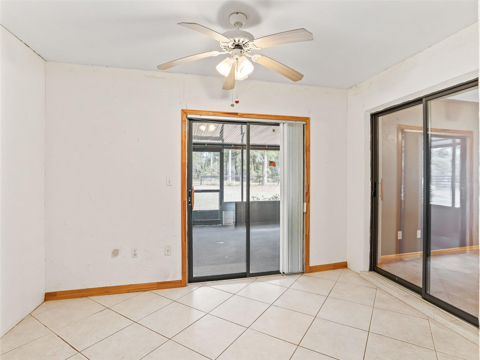 MEADOW WOOD FARMS UN 01 - Residential