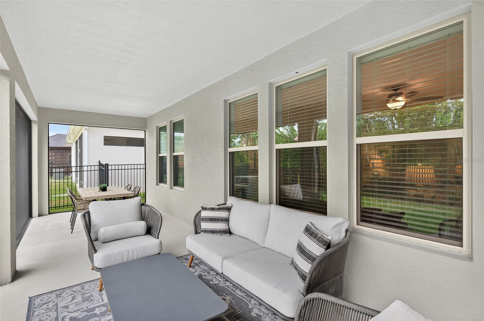 COUNTRY WALK INCREMENT C PH 01 - Residential Lease