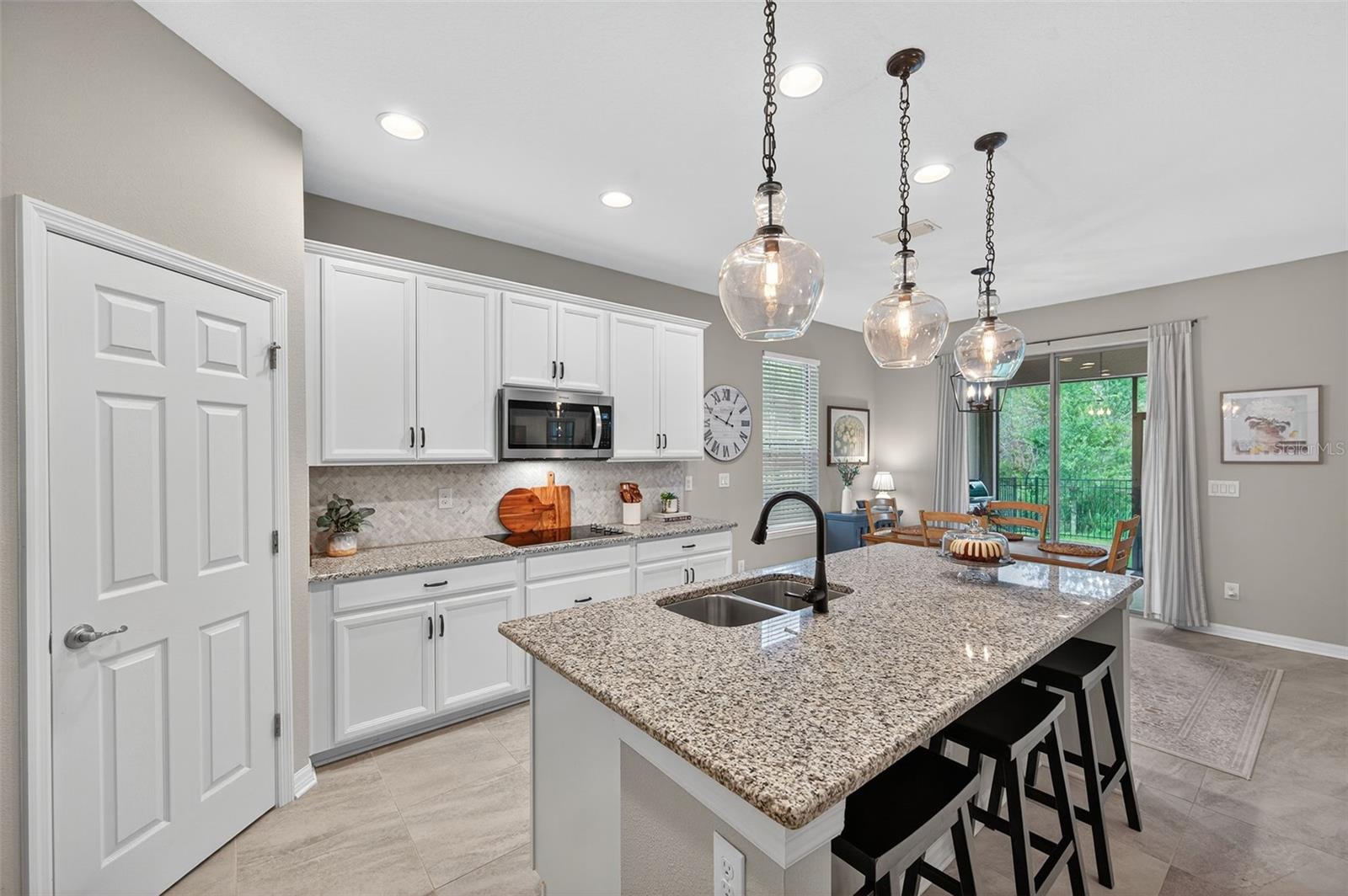 COUNTRY WALK INCREMENT C PH 01 - Residential Lease