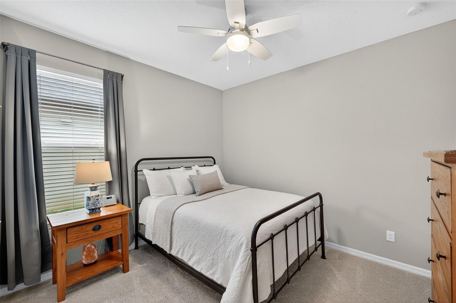 COUNTRY WALK INCREMENT C PH 01 - Residential Lease