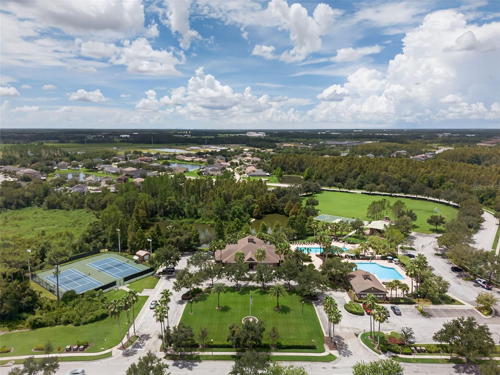 COUNTRY WALK INCREMENT C PH 01 - Residential Lease