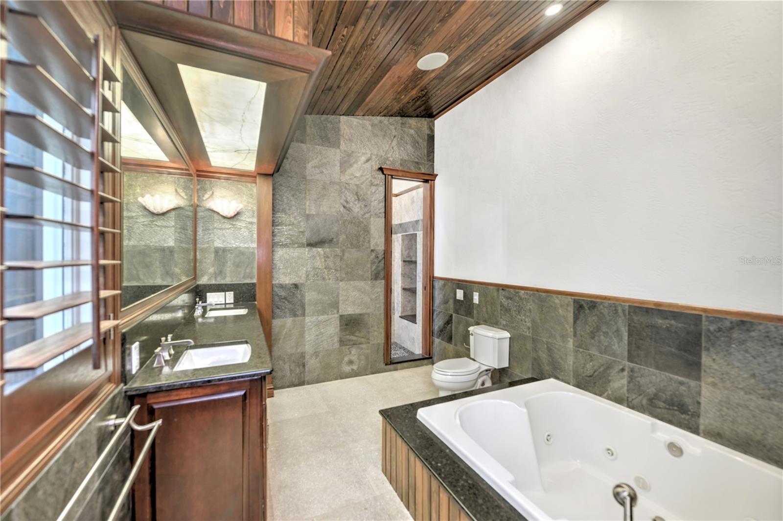 PORT ORANGE BEACH - Residential