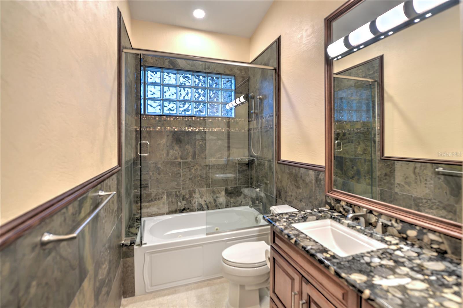 PORT ORANGE BEACH - Residential